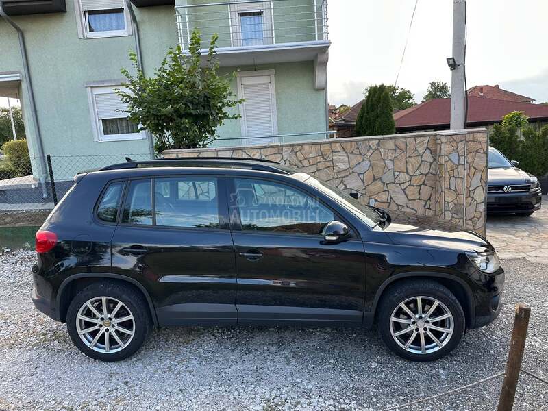 Volkswagen Tiguan 2.0 TDI XENON/ N.A.V