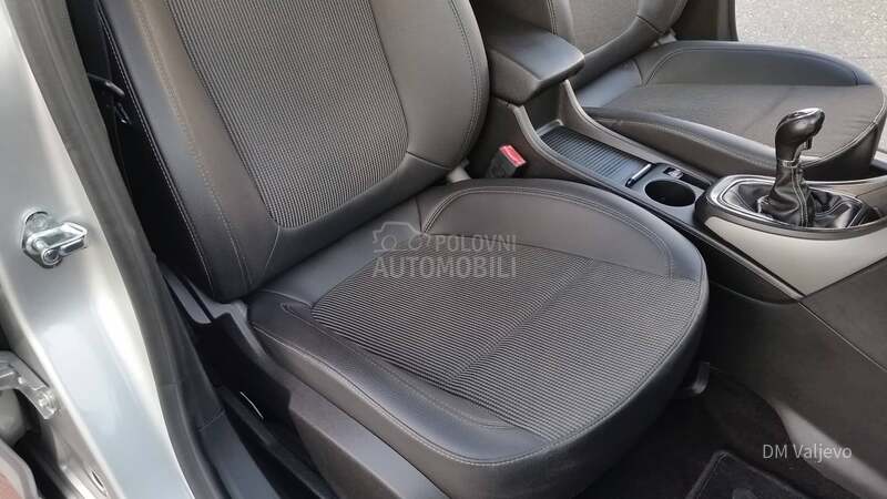 Opel Astra J 1.7 CDTI COSMO / NAV