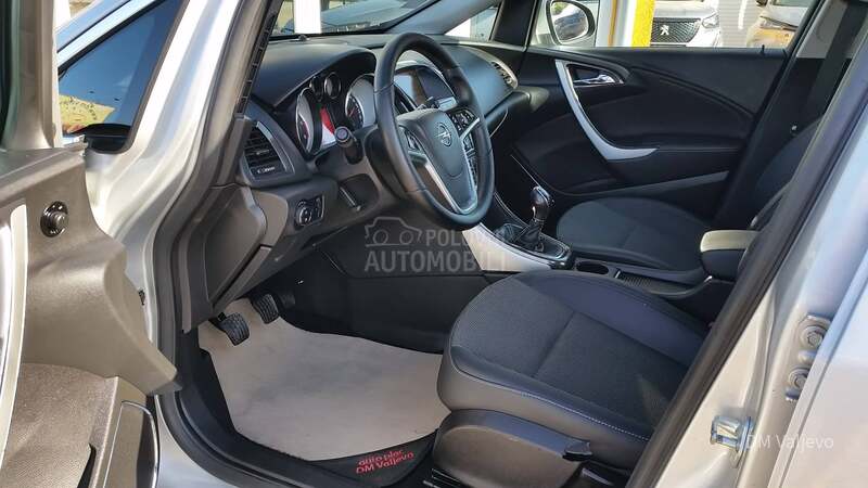 Opel Astra J 1.7 CDTI COSMO / NAV