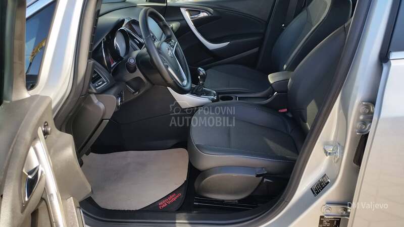 Opel Astra J 1.7 CDTI COSMO / NAV