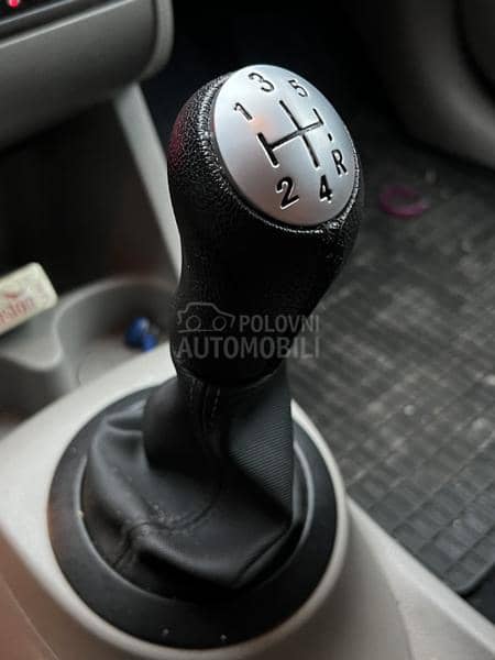 Ručica menjača 5-brzina