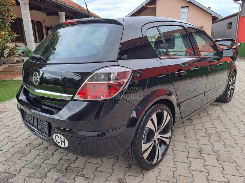 Opel Astra H 1.8 ful NOVO ch
