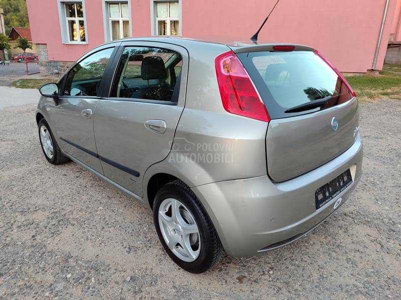 Fiat Grande Punto 1.4i 8v SVAJCARSKA