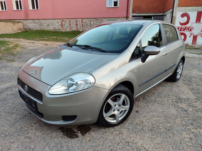 Fiat Grande Punto 1.4i 8v SVAJCARSKA