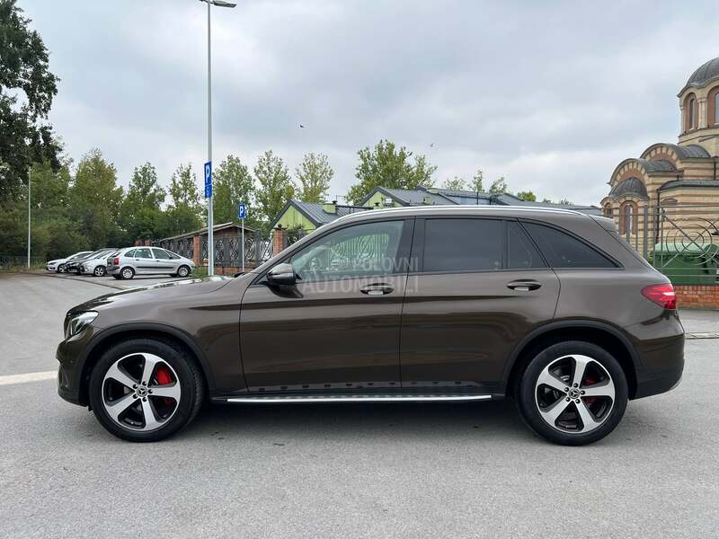 Mercedes Benz GLC 220 4 matic 9b