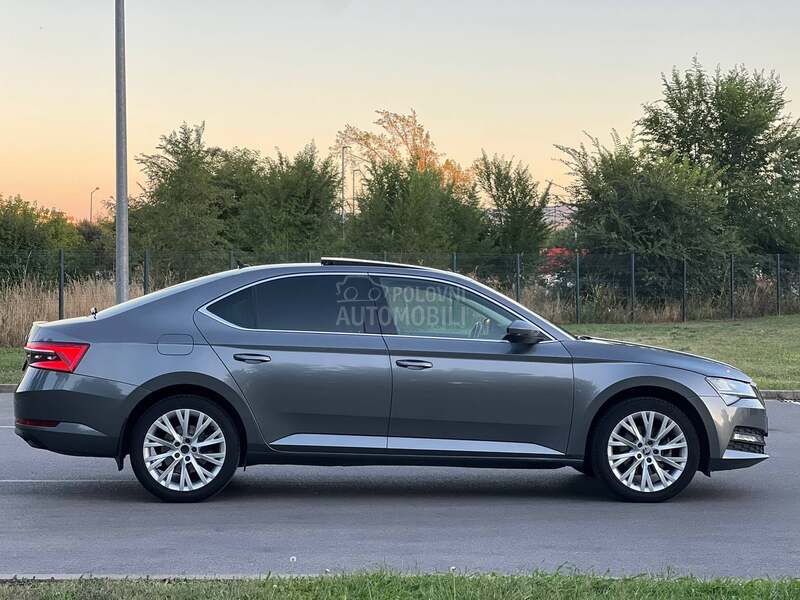 Škoda Superb 1.4 TSI DSG