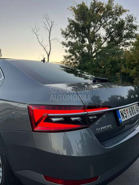 Škoda Superb 1.4 TSI DSG