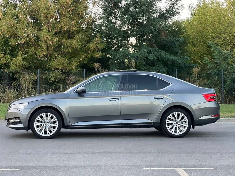 Škoda Superb 1.4 TSI DSG