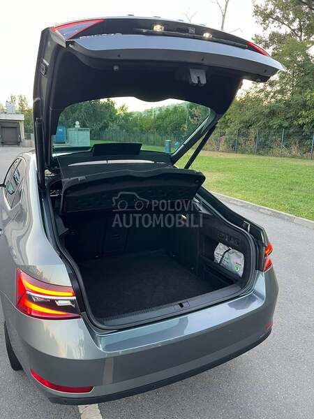 Škoda Superb 1.4 TSI DSG