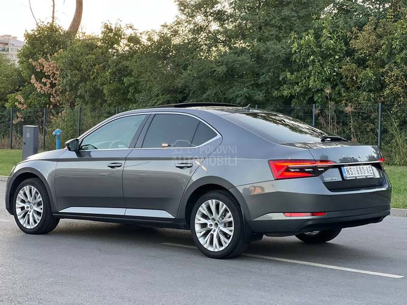 Škoda Superb 1.4 TSI DSG