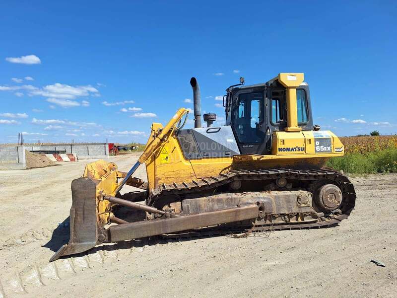 Komatsu D65EX