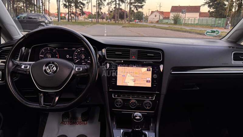Volkswagen Golf 7 1.6TDI/R-line