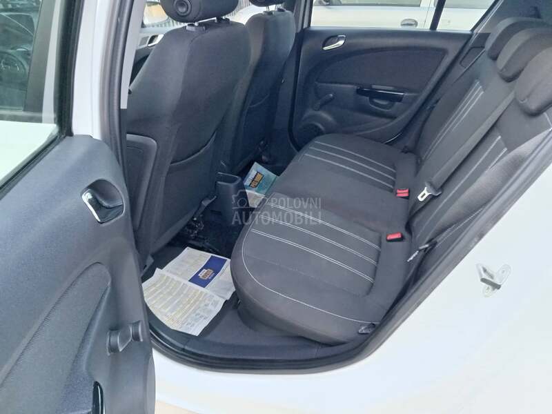 Opel Corsa D 1.4 O d l i c n a