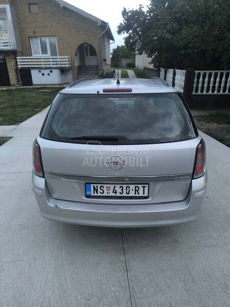 Opel Astra H 