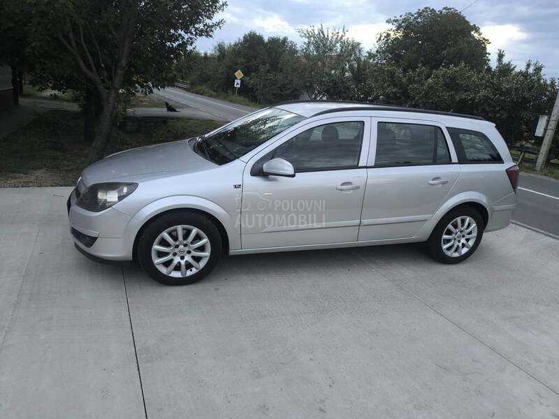 Opel Astra H 