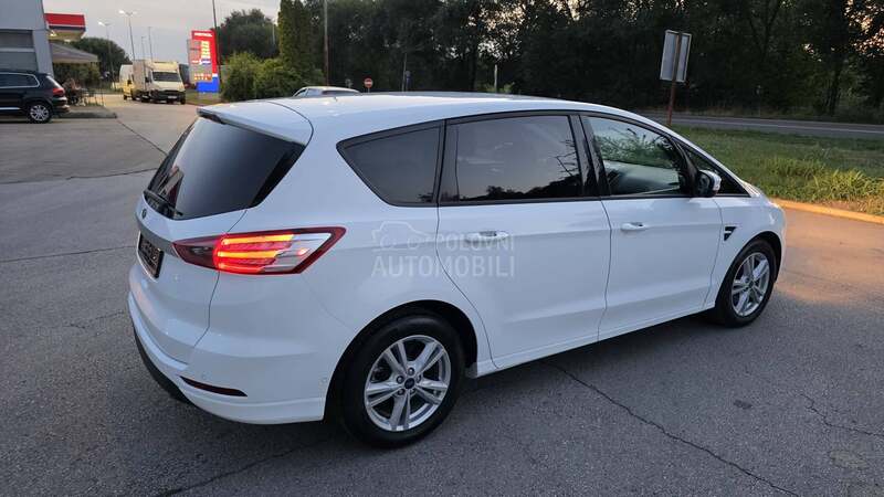 Ford S-Max 2,0Tdci 7S TITANIUM