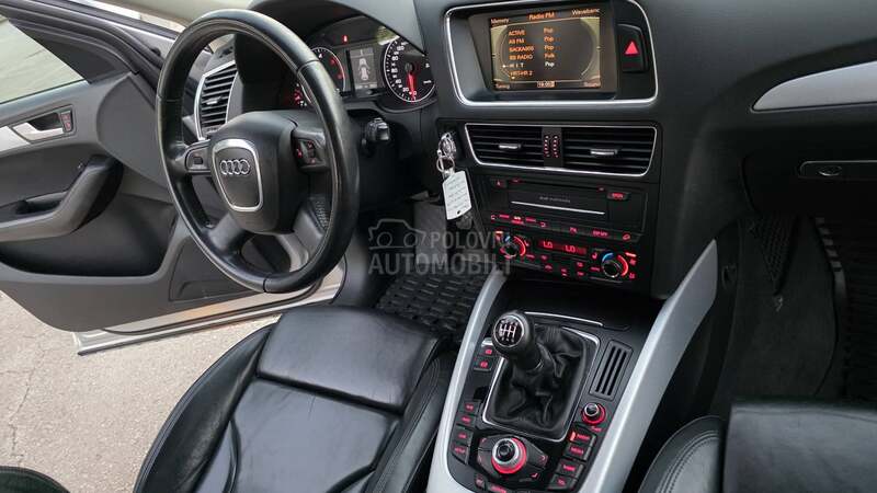 Audi Q5 2,0TDI DIODA NAVl