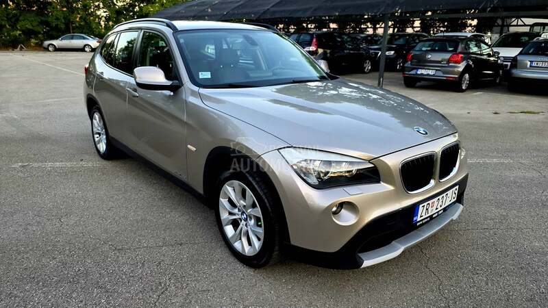 BMW X1 2,0d SPORT NAVl LED