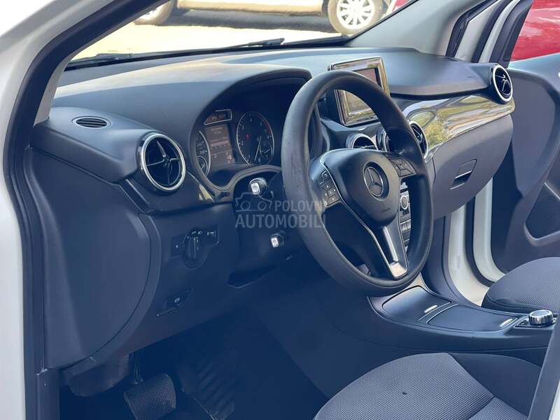 Mercedes Benz B 180 A U T O M A T