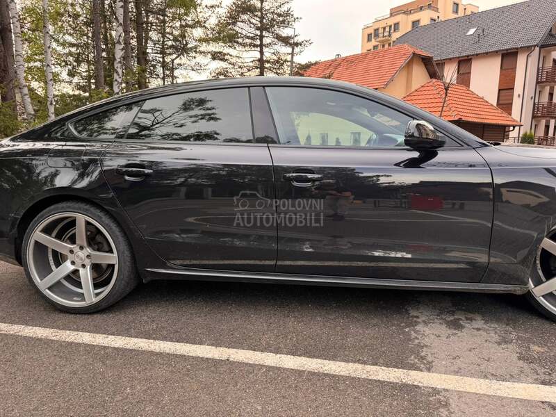 Audi A5 SportbakSportQuattro