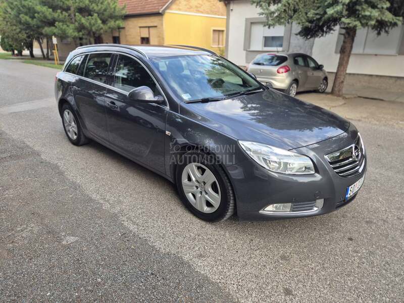 Opel Insignia 