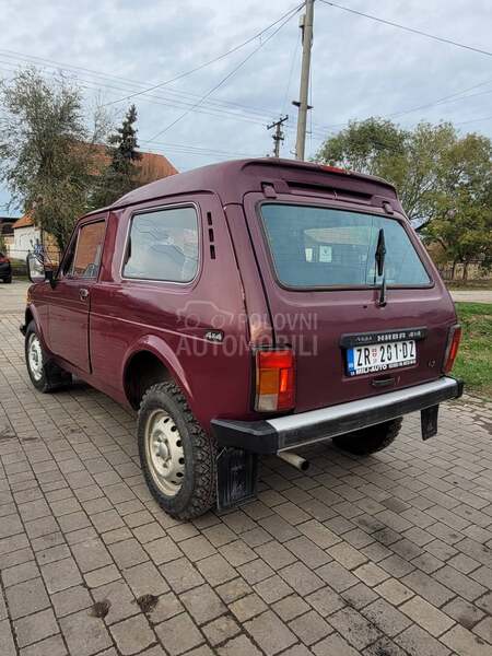Lada Niva 