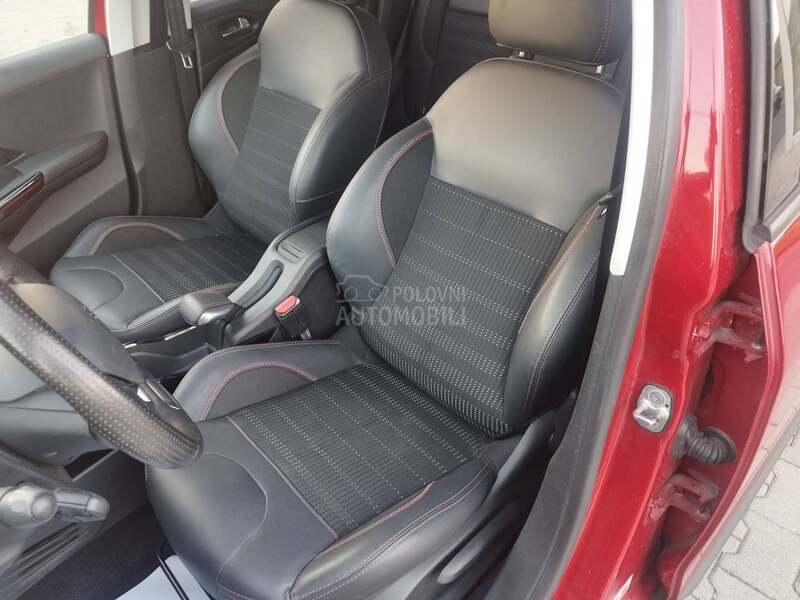 Peugeot 2008 1.2 GT LINE