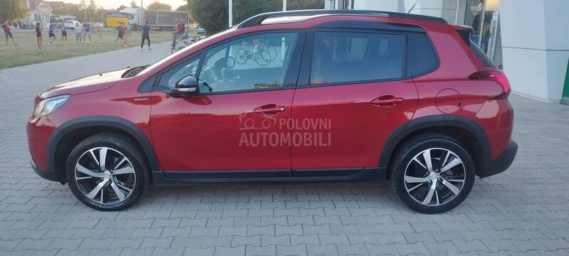 Peugeot 2008 1.2 GT LINE
