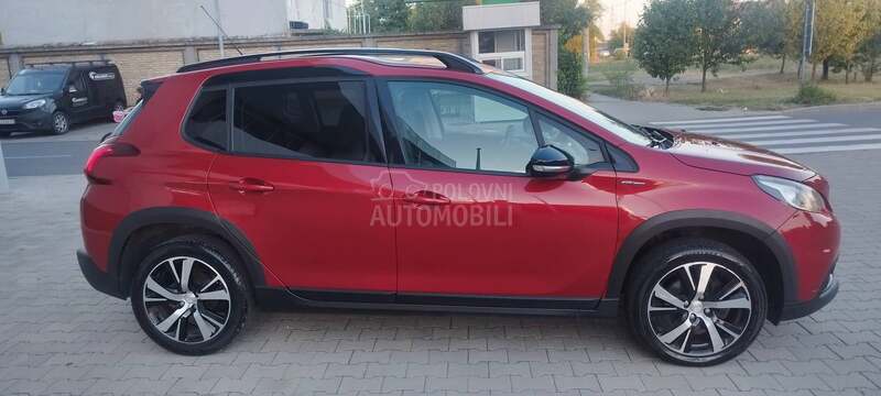 Peugeot 2008 1.2 GT LINE