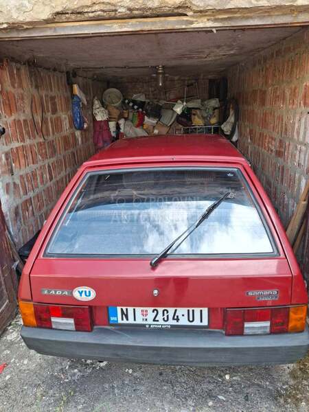 Lada Samara 