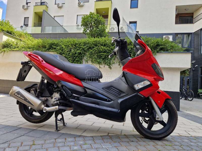 Gilera NEXUS 300