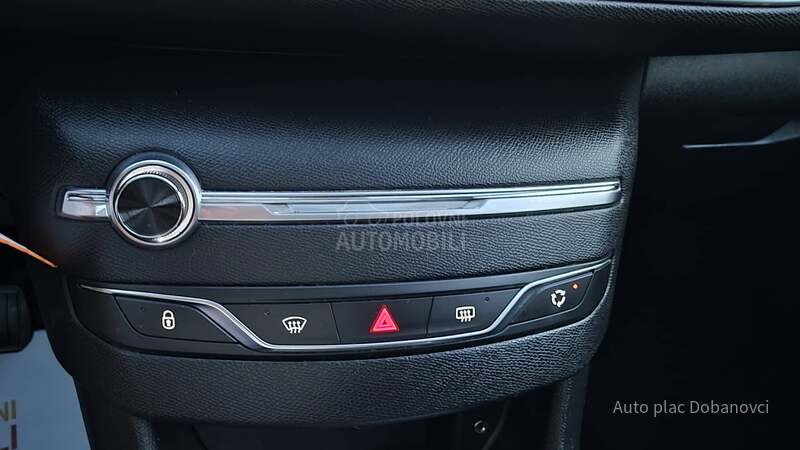 Peugeot 308 1.6 hdi Nav.Pano.Led