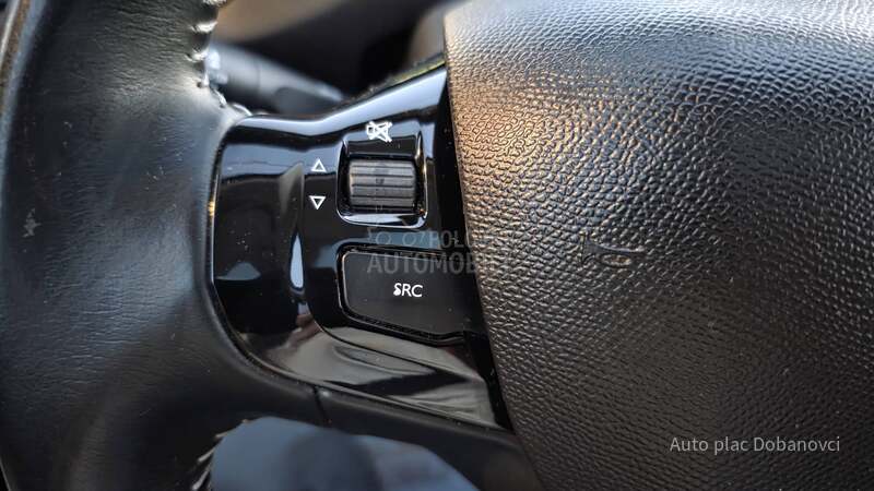 Peugeot 308 1.6 hdi Nav.Pano.Led