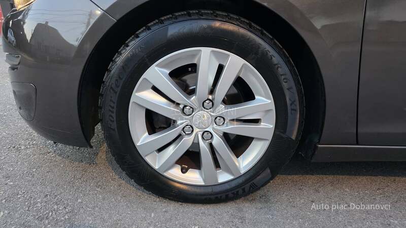 Peugeot 308 1.6 hdi Nav.Pano.Led