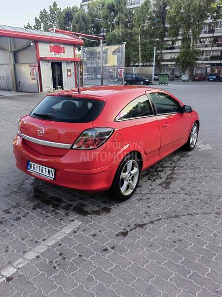 Opel Astra H GTC-sport mode