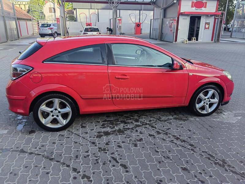 Opel Astra H GTC-sport mode