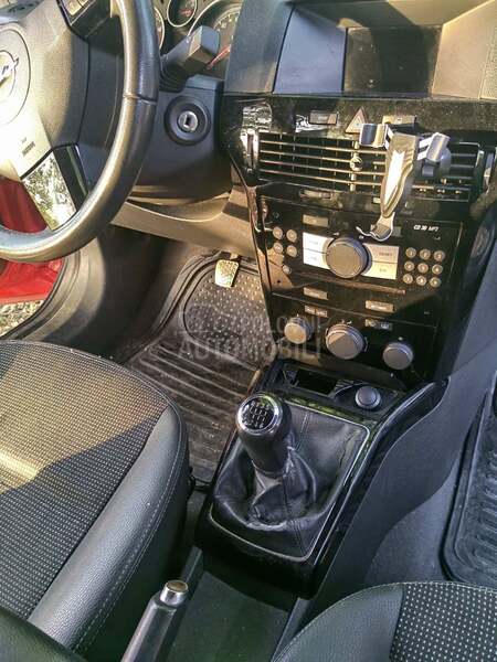 Opel Astra H GTC-sport mode