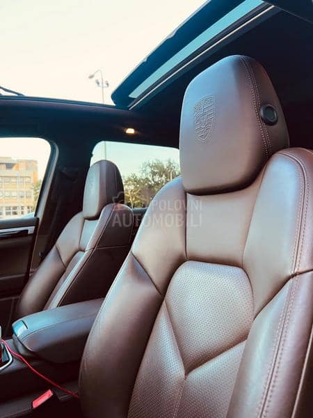 Porsche Cayenne S  Tartuf braon