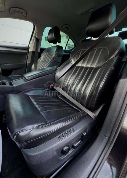Škoda Superb 2.0TDI/DSG/LED