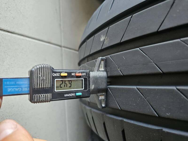 Bridgestone 235/50 R19 Letnja