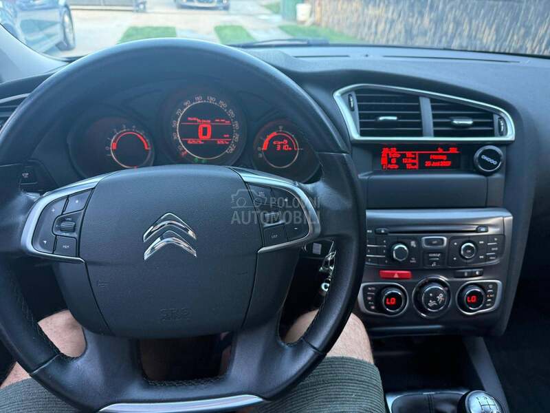 Citroen C4 1 61000 k m