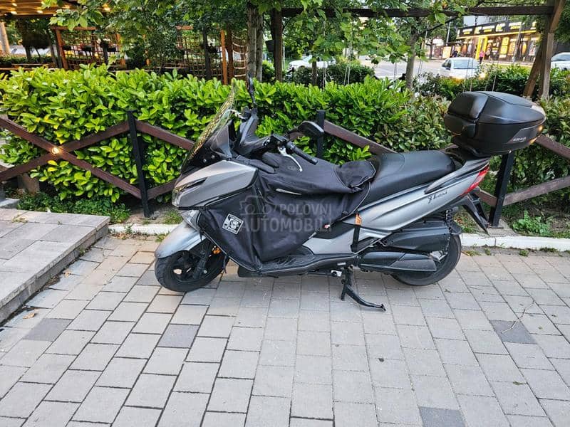 Kymco Xtown 300i ABS