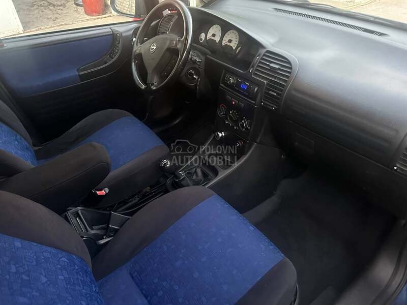 Opel Zafira 2.0DTi Elegans