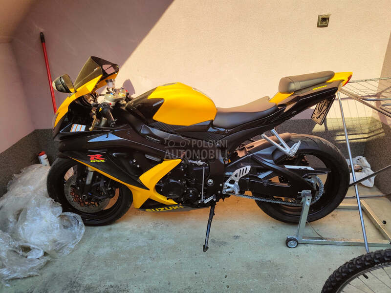 Suzuki GSXR