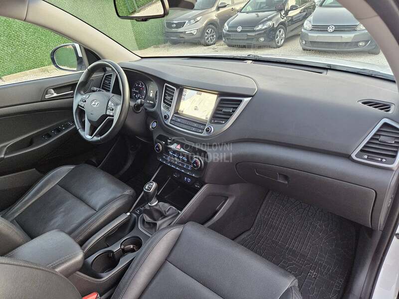 Hyundai Tucson 4x4 Fu LL OpR eMa