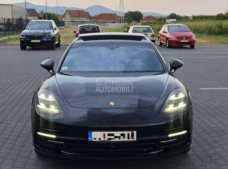 Porsche Panamera 4S LONG