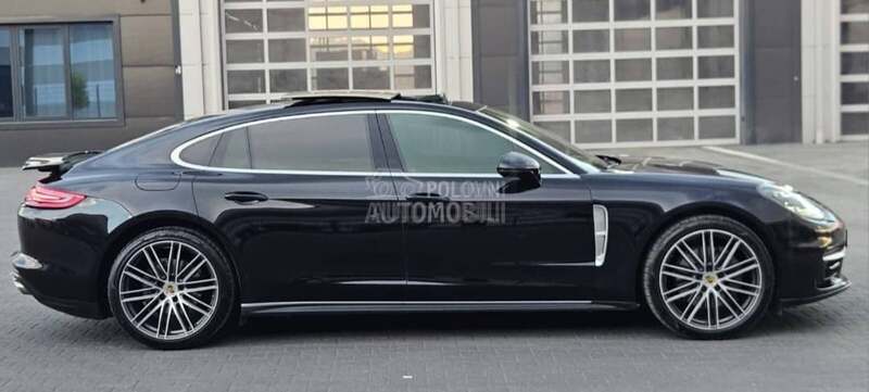 Porsche Panamera 4S LONG
