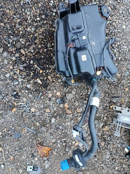 Seat Leon -  kompletan auto u delovima