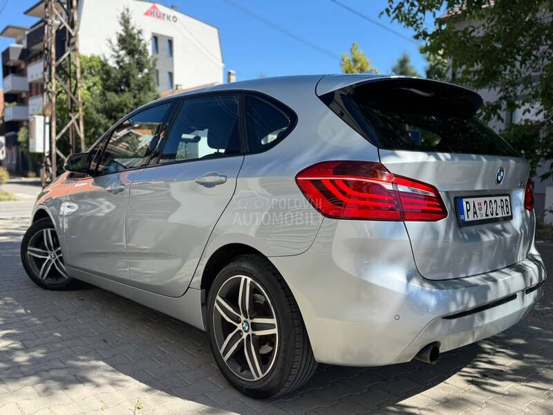BMW 218 2.0 S P O R T