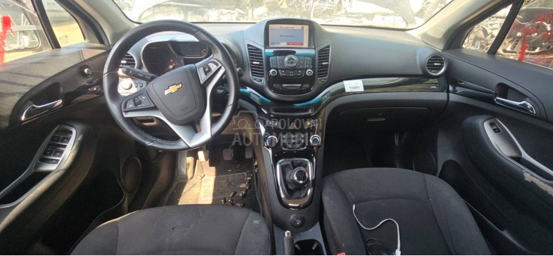 Chevrolet Orlando 2011. god. -  kompletan auto u delovima